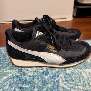 Puma Easy Rider Black and White Sneakers